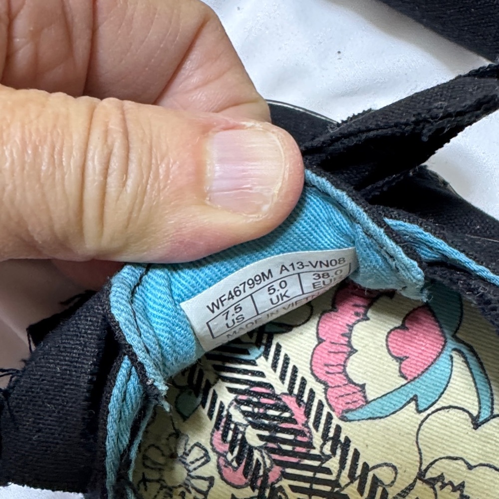 Keds Women's Black Floral Bow Flats - Picture 5 of 11